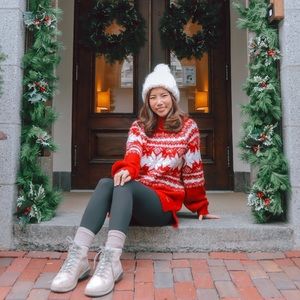 Abercrombie & Fitch Christmas Holiday Sweater